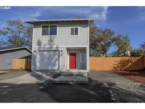 190 SE Darrell Ave, Winston, OR 97496