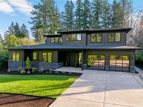 13733 Knaus Rd, Lake Oswego, OR 97034