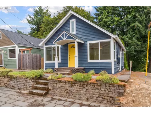 925 SW Gaines St, Portland, OR 97239