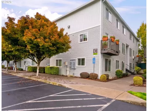 217 NE 146th Ave #29, Portland, OR 97230
