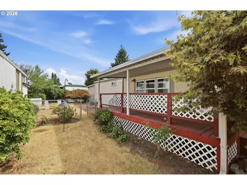 Exterior - 5335 Main St #10, Springfield, OR 97478 photo 4 of 9