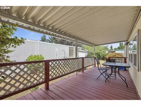 Exterior - 5335 Main St #10, Springfield, OR 97478 photo 5 of 9