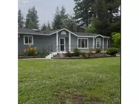 58060 Fairview Rd, Coquille, OR 97423