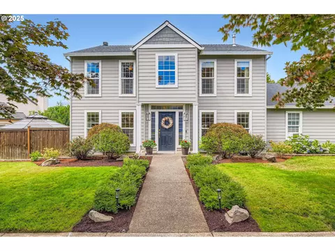 716 Roxe Dr, Forest Grove, OR 97116