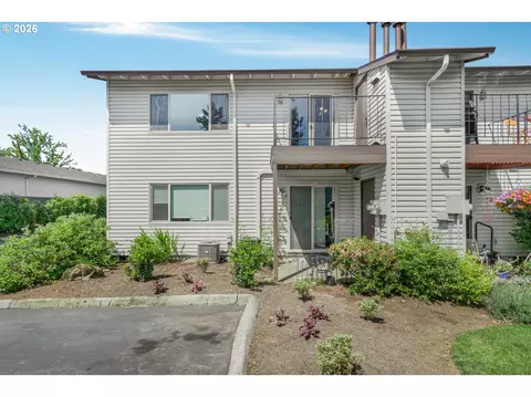 12510 SE Stark St, Portland, OR 97233