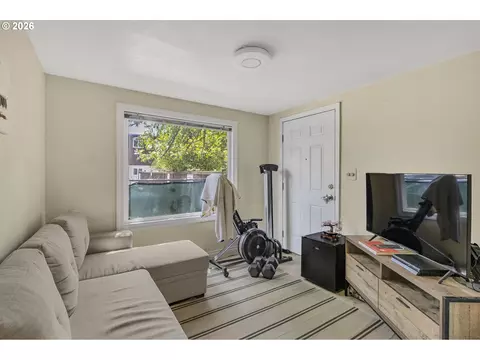 Living - 1259 Monroe St, Eugene, OR 97402 photo 2 of 2