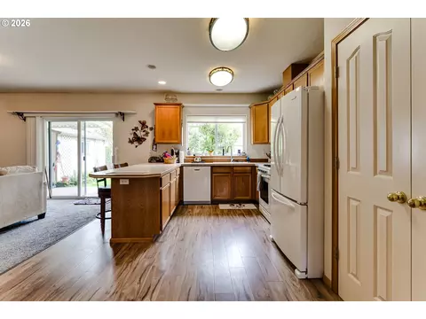 Kitchen - 3513 Kendra St, Eugene, OR 97404 photo 1 of 5
