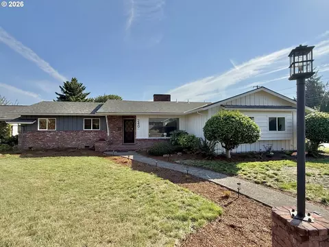 240 NW Baker Creek Rd, Mcminnville, OR 97128
