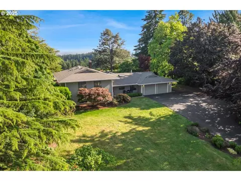 31430 NE Canter Ln, Sherwood, OR 97140