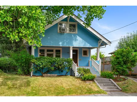 7866 SE 16th Ave, Portland, OR 97202