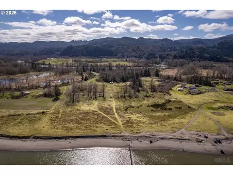 47267 River Ranch Ln, Westport, OR 97016