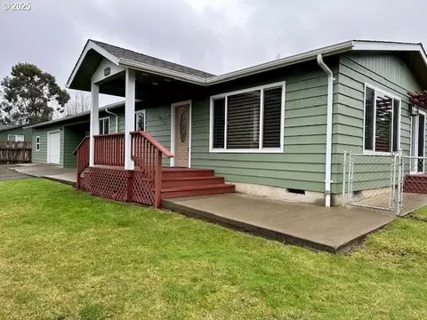 1167 California Ave, Coos Bay, OR 97420