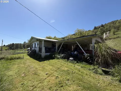 232 Marilyn St, Roseburg, OR 97470
