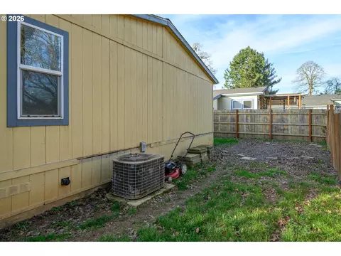 1282 E 3rd St #83, Lafayette, OR 97127 photo 43