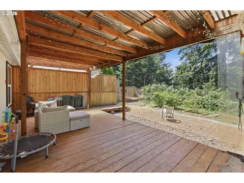 621 Westlog St, Yoncalla, OR 97499 photo 21