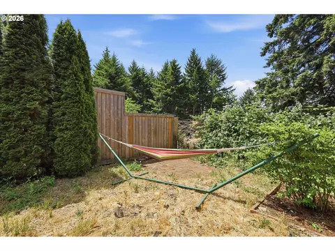 621 Westlog St, Yoncalla, OR 97499 photo 24
