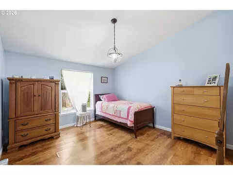 621 Westlog St, Yoncalla, OR 97499 photo 11