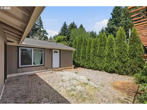 621 Westlog St, Yoncalla, OR 97499 photo 29
