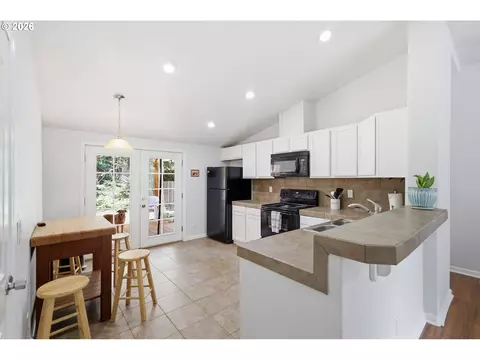 621 Westlog St, Yoncalla, OR 97499 photo 7