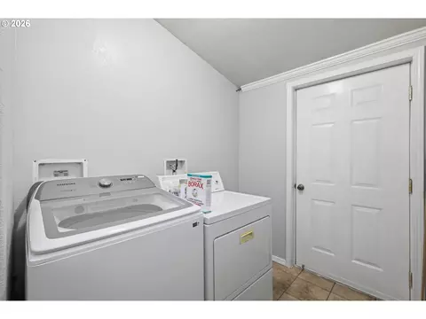 621 Westlog St, Yoncalla, OR 97499 photo 19
