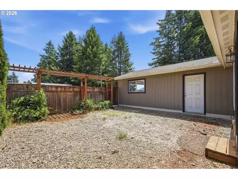 621 Westlog St, Yoncalla, OR 97499 photo 27