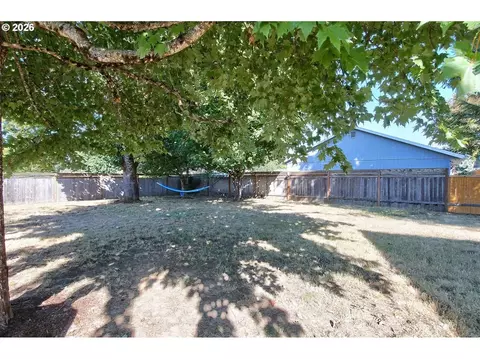 Exterior - 489 S 18th Ave, Cornelius, OR 97113 photo 6 of 6