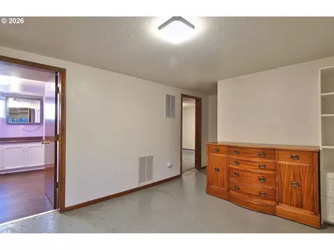 Bedroom - 489 S 18th Ave, Cornelius, OR 97113 photo 1 of 1