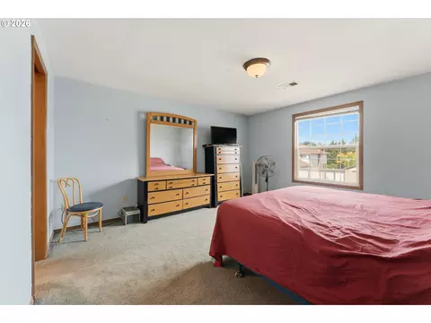 2547 NE Beech Ave, Gresham, OR 97030 photo 23