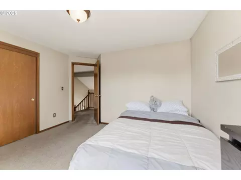 2547 NE Beech Ave, Gresham, OR 97030 photo 33
