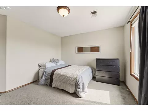2547 NE Beech Ave, Gresham, OR 97030 photo 32