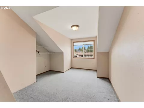 2547 NE Beech Ave, Gresham, OR 97030 photo 35