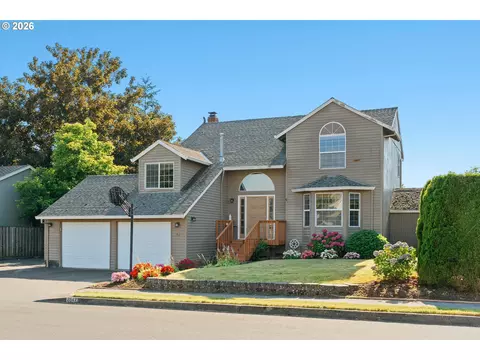 2547 NE Beech Ave, Gresham, OR 97030 photo 3