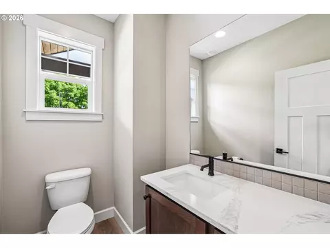 Bath - 38320 Sequoia St, Sandy, OR 97055 photo 1 of 4