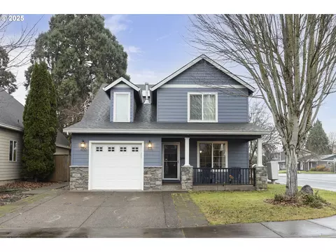 400 SW 14th Ct, Canby, OR 97013