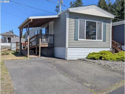 3300 Pacific Loop, Coos Bay, OR 97420