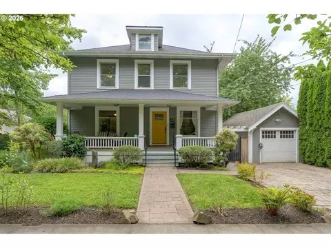813 SE Davis St, Mcminnville, OR 97128
