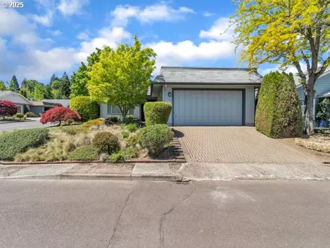 3016 Twin Oak Pl NW, Salem, OR 97304
