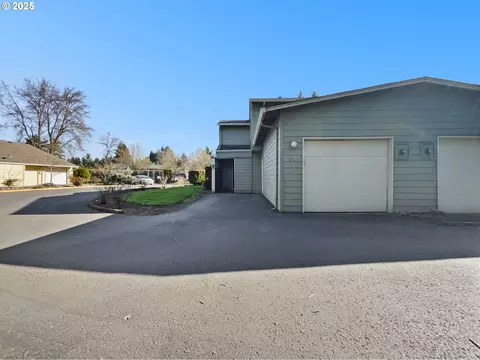 8708 NE Mason Dr #33, Vancouver, WA 98662
