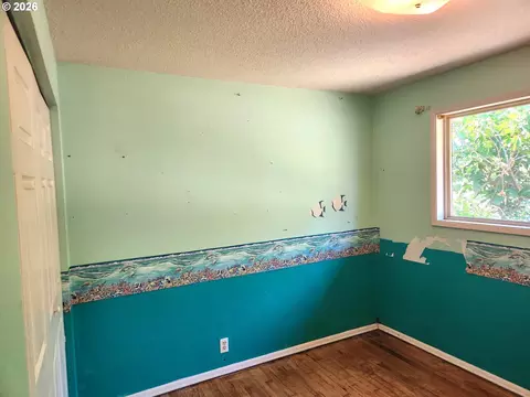 Bedroom - 2155 Berwin Ln, Eugene, OR 97404 photo 1 of 7