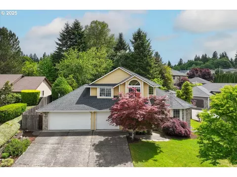 10417 NE 31st Ave, Vancouver, WA 98686