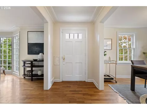 Entry Way - 158 W 21st Ave, Eugene, OR 97405 photo 1 of 5