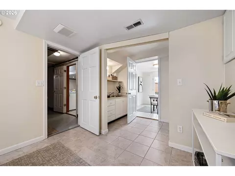 Other - 158 W 21st Ave, Eugene, OR 97405 photo 3 of 7