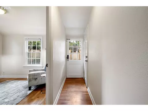 Entry Way - 158 W 21st Ave, Eugene, OR 97405 photo 4 of 5