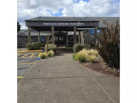 1000 SE Bay Blvd #436, Newport, OR 97365