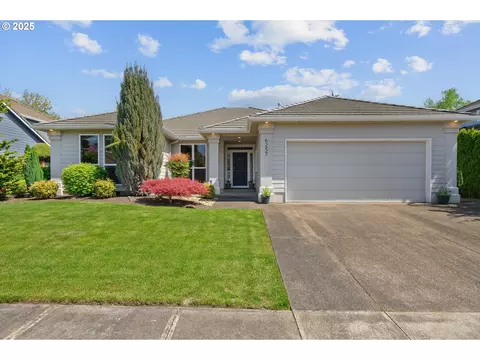 6257 Nicklaus Loop, Keizer, OR 97303