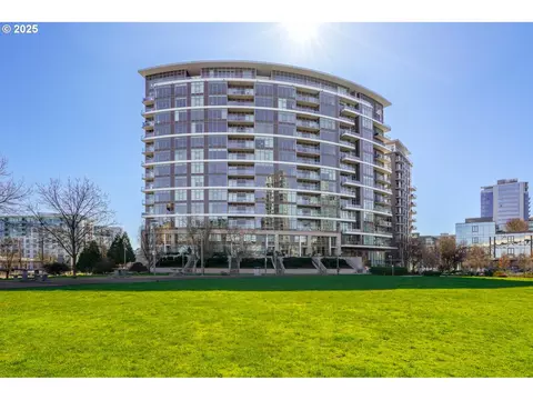 949 NW Overton St #1201, Portland, OR 97209