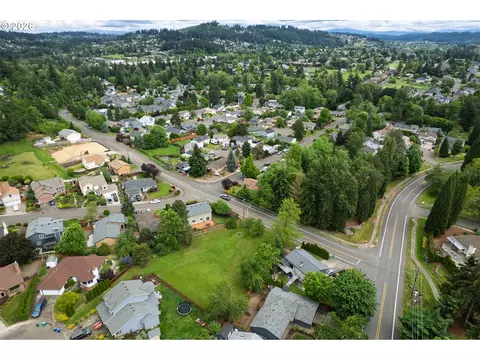 View/Area - 11240 SE Cranberry Loop, Clackamas, OR 97015 photo 4 of 5