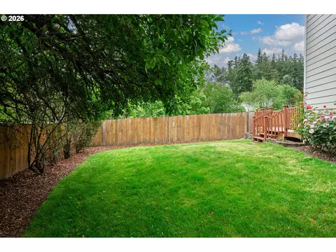 Exterior - 11240 SE Cranberry Loop, Clackamas, OR 97015 photo 6 of 15