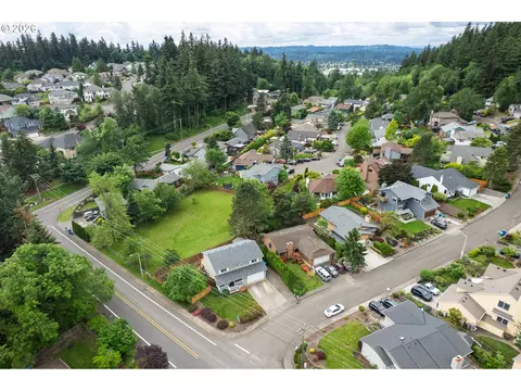 View/Area - 11240 SE Cranberry Loop, Clackamas, OR 97015 photo 3 of 5