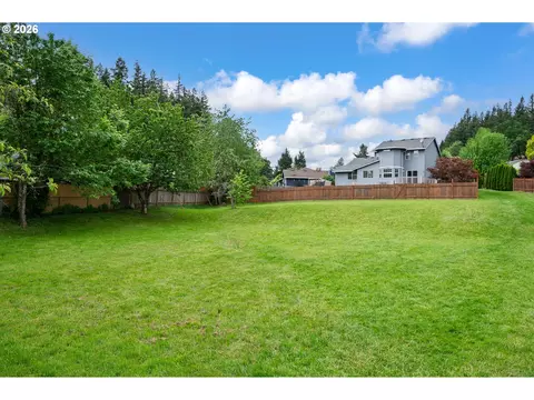 Exterior - 11240 SE Cranberry Loop, Clackamas, OR 97015 photo 13 of 15